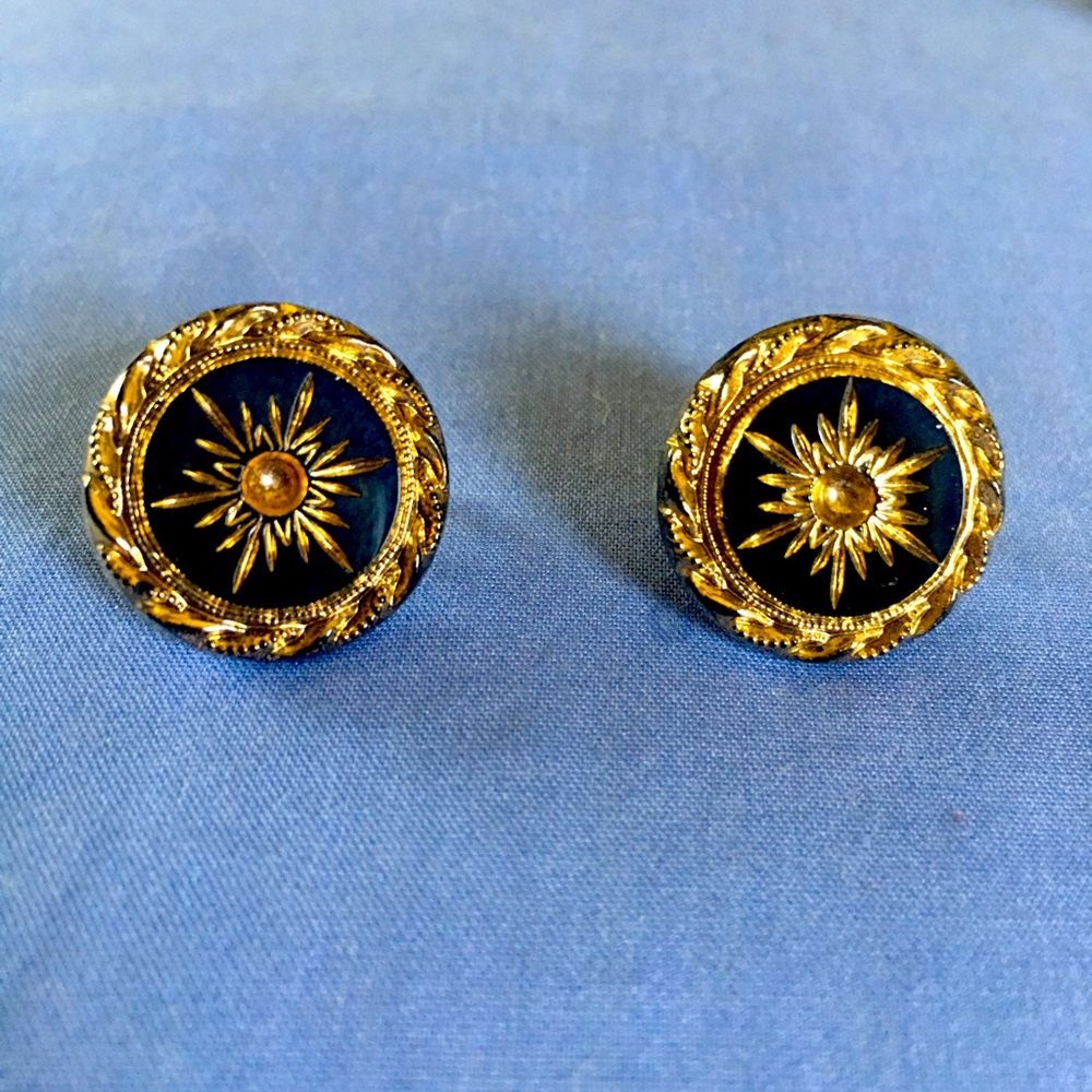 Vintage Black & Gold Starburst Resin Clip-on Earrings w/ Gold Braid Trim/016